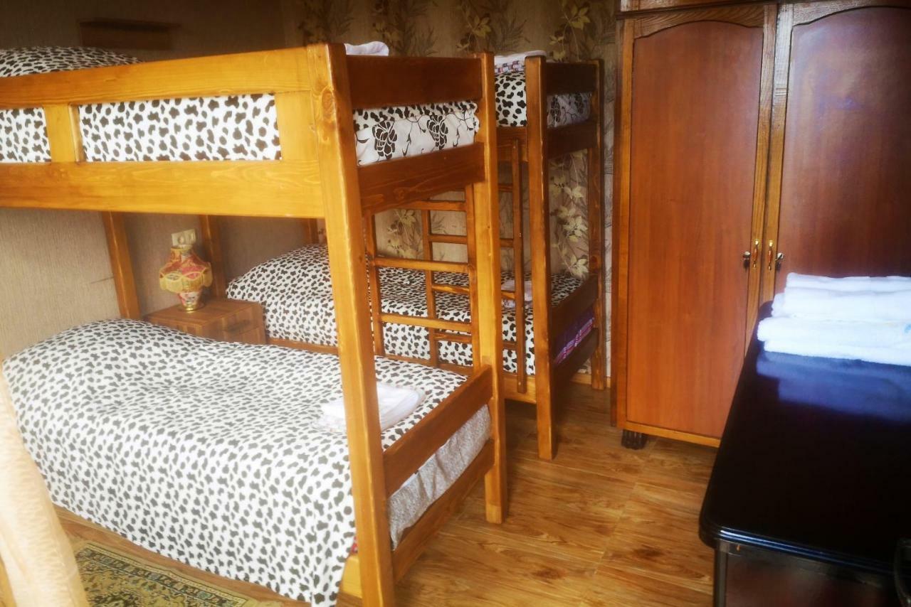 Hostel Sadu Kutaisi Ngoại thất bức ảnh